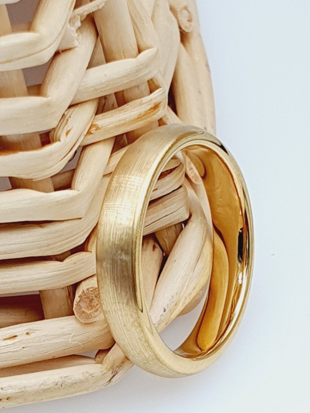 Classic Gold Tungsten Wedding Band – Brushed Comfort Fit Ring GALTUN796-9.5 - Picture 4 of 5